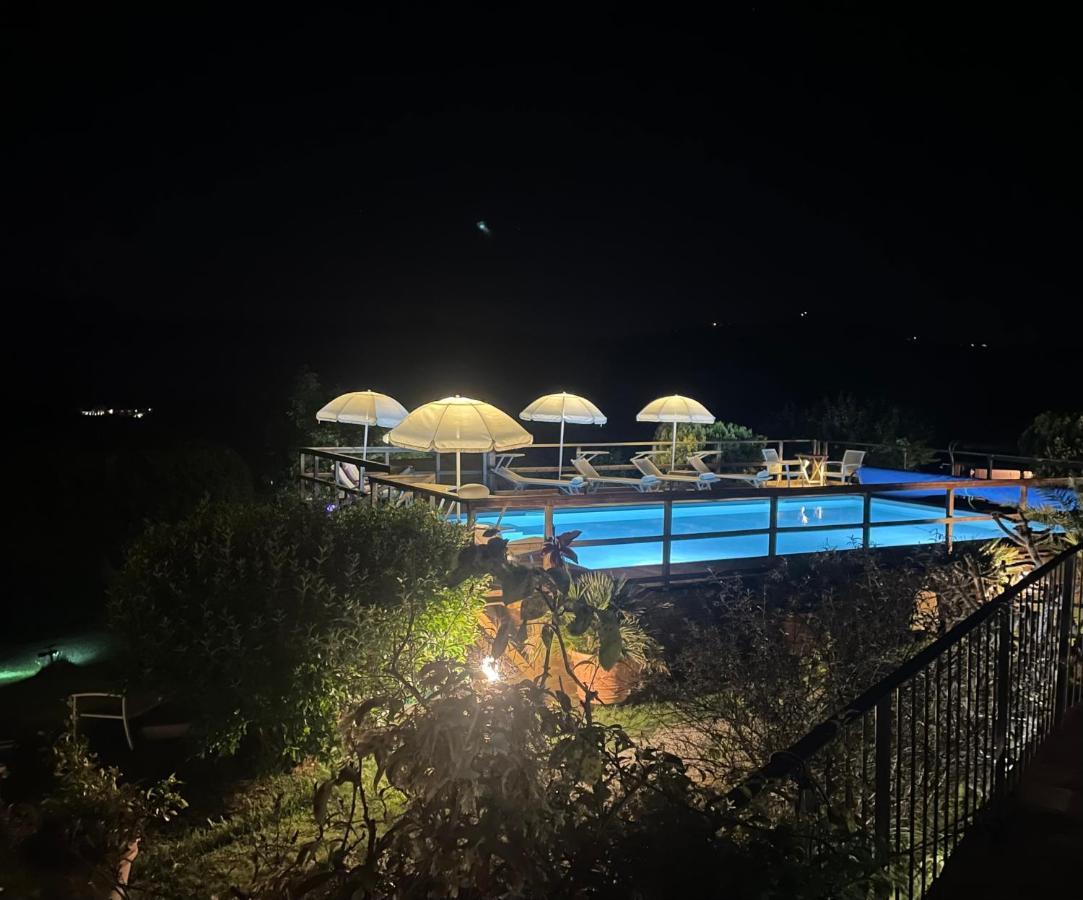 Relais B&B Betty Bike Sasso Feltrio Екстер'єр фото